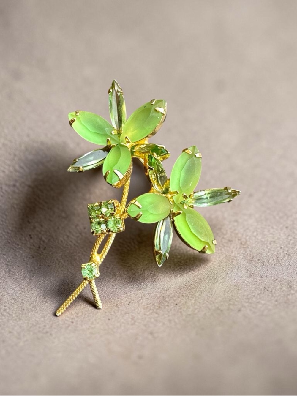 Vintage Peridot Floral Brooch